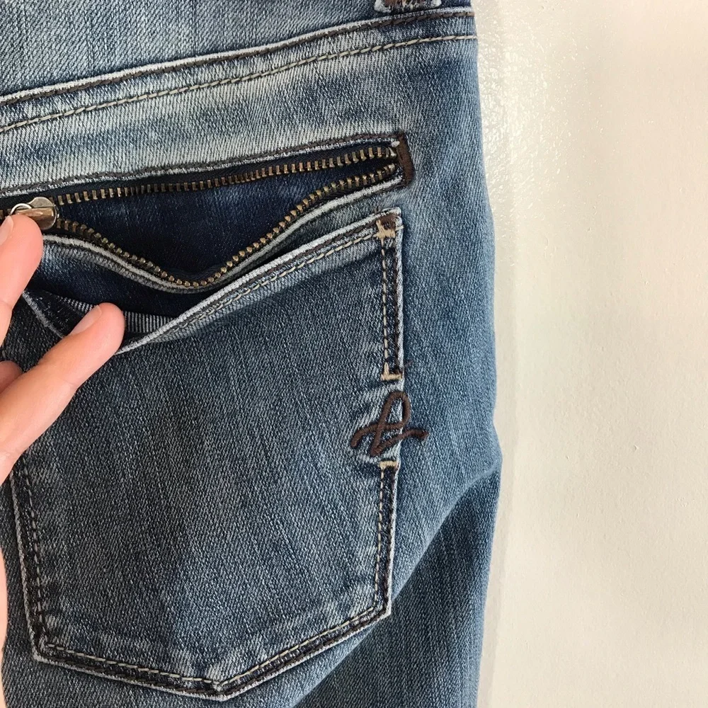 DL1961 Kelly Slim Straight Jeans